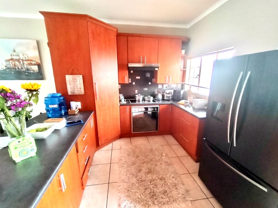 3 Bedroom Property for Sale in Langenhovenpark Free State